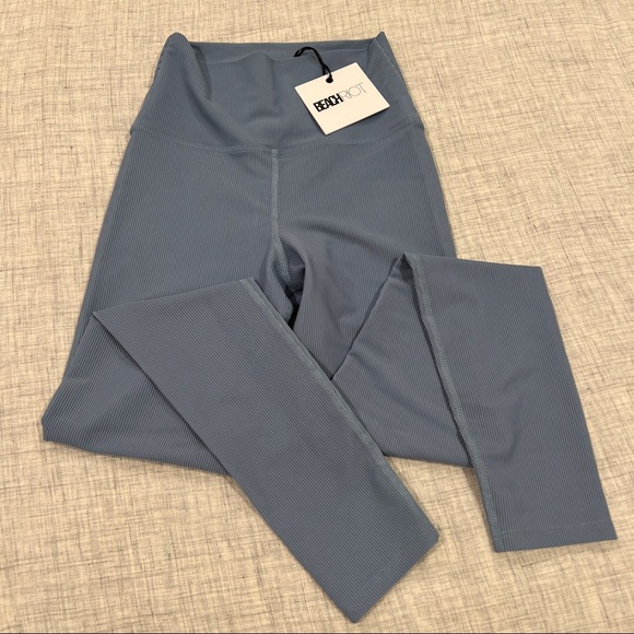 COPY - Beach Riot Workout Set Slate S/XS - Picture 10 of 11